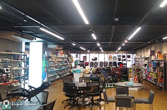 Projeto de iluminação - Multilaser Showroom - Rafael Briano Lighting Design
